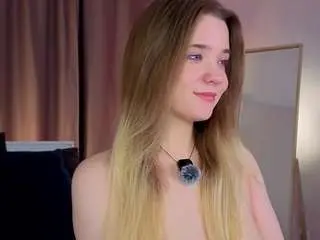 Alyshahermenau  live sex cam