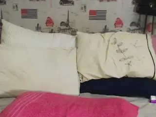 Ebonyx32  live sex cam