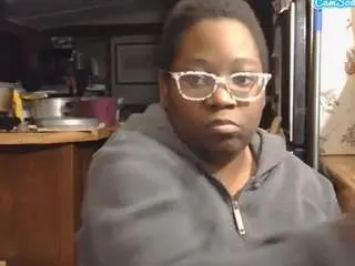 Navybluebeech  live sex cam