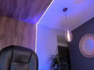 Charlottecox1  live sex cam