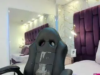 Cloespencer  live sex cam