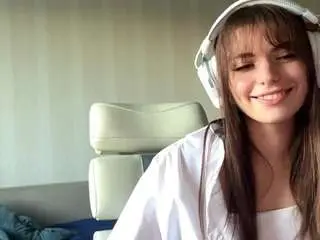 Eloiseahart  live sex cam