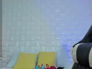 Iris-torrez  live sex cam