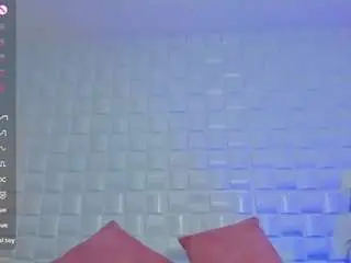 Iris-torrez  live sex cam