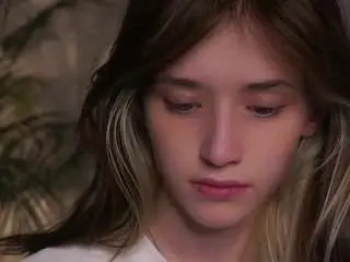 Maureenagard  live sex cam