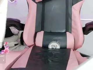 Sweetbabyhellen  live sex cam