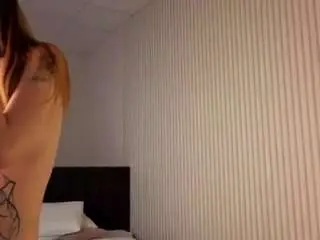 Valenora1  live sex cam