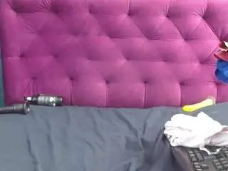 Valentinarich  live sex cam