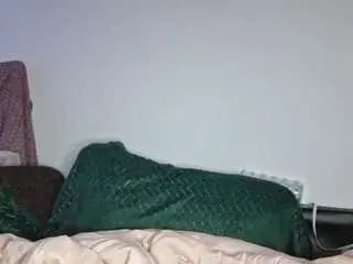 Cyndeewinter  live sex cam