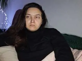 Cyndeewinter  live sex cam