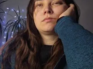 Cyndeewinter  live sex cam