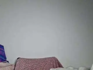 Cyndeewinter  live sex cam