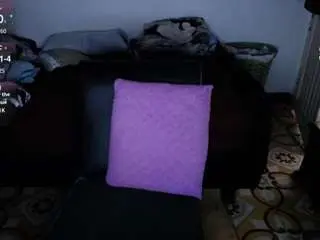 Kaarlaa  live sex cam