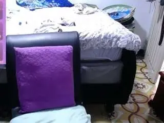 Kaarlaa  live sex cam
