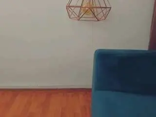 Layaflow  live sex cam