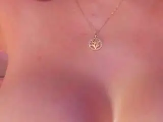 Leah-grey  live sex cam