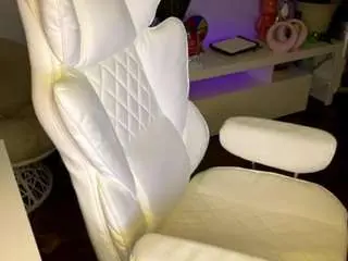 Lilbilliebabie  live sex cam