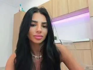 Britneycharm  live sex cam