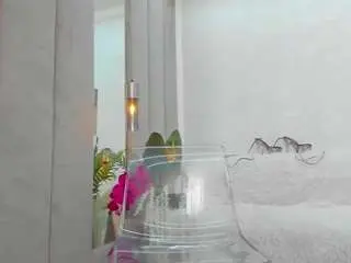 Britneycharm  live sex cam