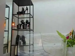 Britneycharm  live sex cam