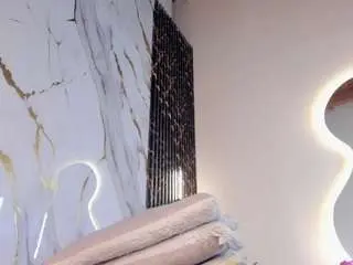 Ebonyyhot  live sex cam