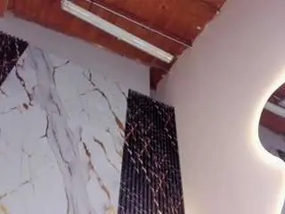 Ebonyyhot  live sex cam