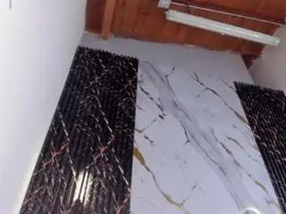 Ebonyyhot  live sex cam