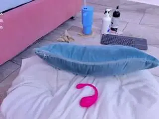 Gipsytreen  live sex cam