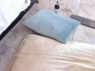 Gipsytreen  live sex cam