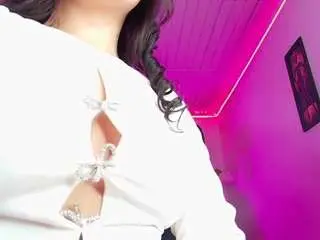 Nitzzirouse  live sex cam