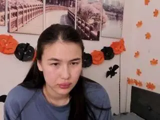 Baby-miya  live sex cam