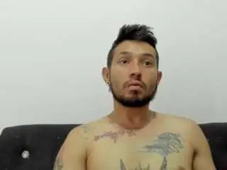 Bad-couple  live sex cam