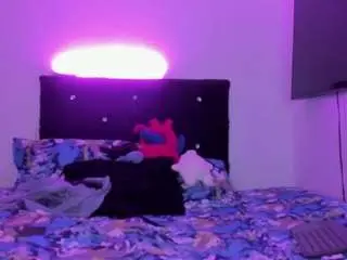 Bad-couple  live sex cam