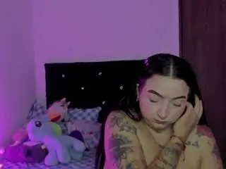 Bad-couple  live sex cam