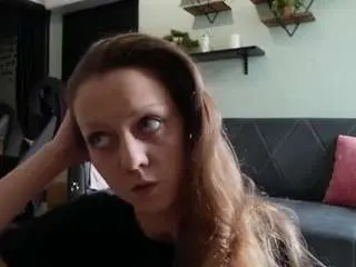 Evelinebeautykitty  live sex cam
