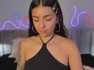 Freya-stonee  live sex cam