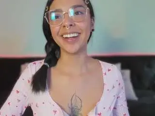 Freya-stonee  live sex cam