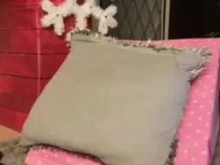 Macarenna1  live sex cam