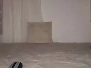 Mia-wet  live sex cam