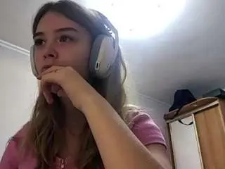 Otilialingerfelter  live sex cam