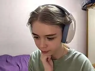 Otilialingerfelter  live sex cam