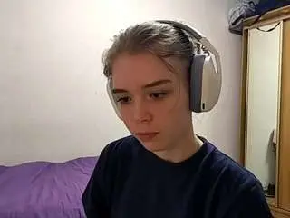 Otilialingerfelter  live sex cam