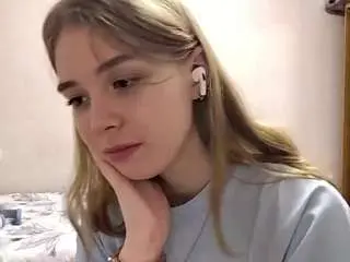 Otilialingerfelter  live sex cam