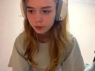 Otilialingerfelter  live sex cam