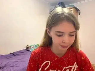 Otilialingerfelter  live sex cam