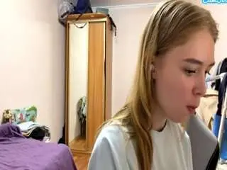 Otilialingerfelter  live sex cam