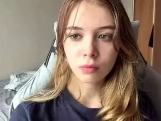 Otilialingerfelter  live sex cam