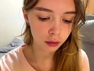 Otilialingerfelter  live sex cam