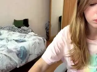 Otilialingerfelter  live sex cam