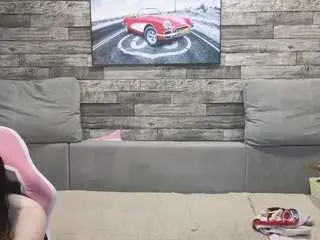 Sosgirls  live sex cam